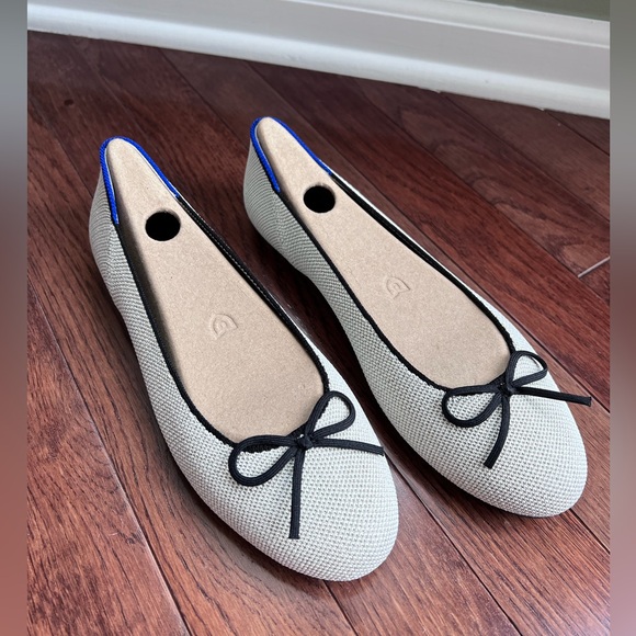 Rothy’s Ballet Flat in Diamond Metallic (size 7 - never worn) - Picture 7 of 7